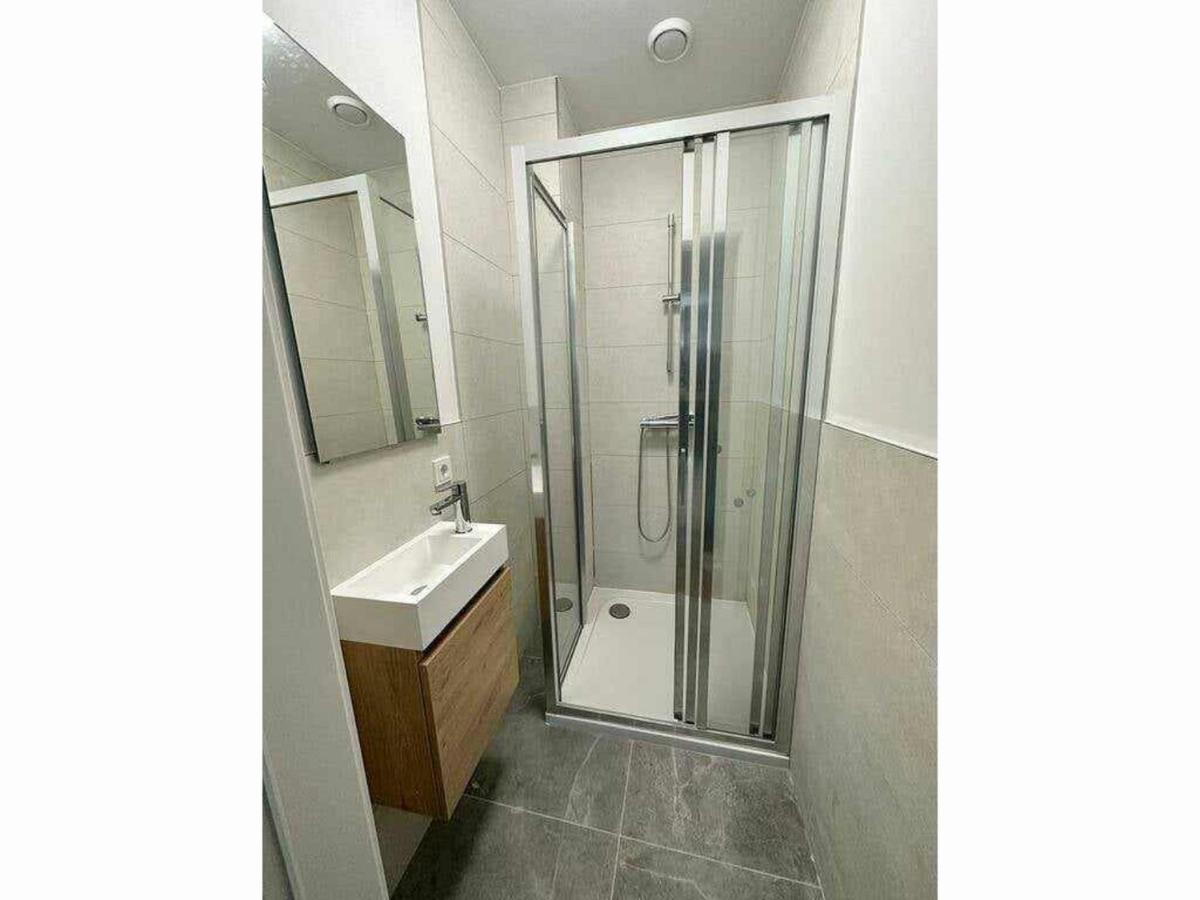 Private Room In The City Centre Esch-sur-Alzette Buitenkant foto
