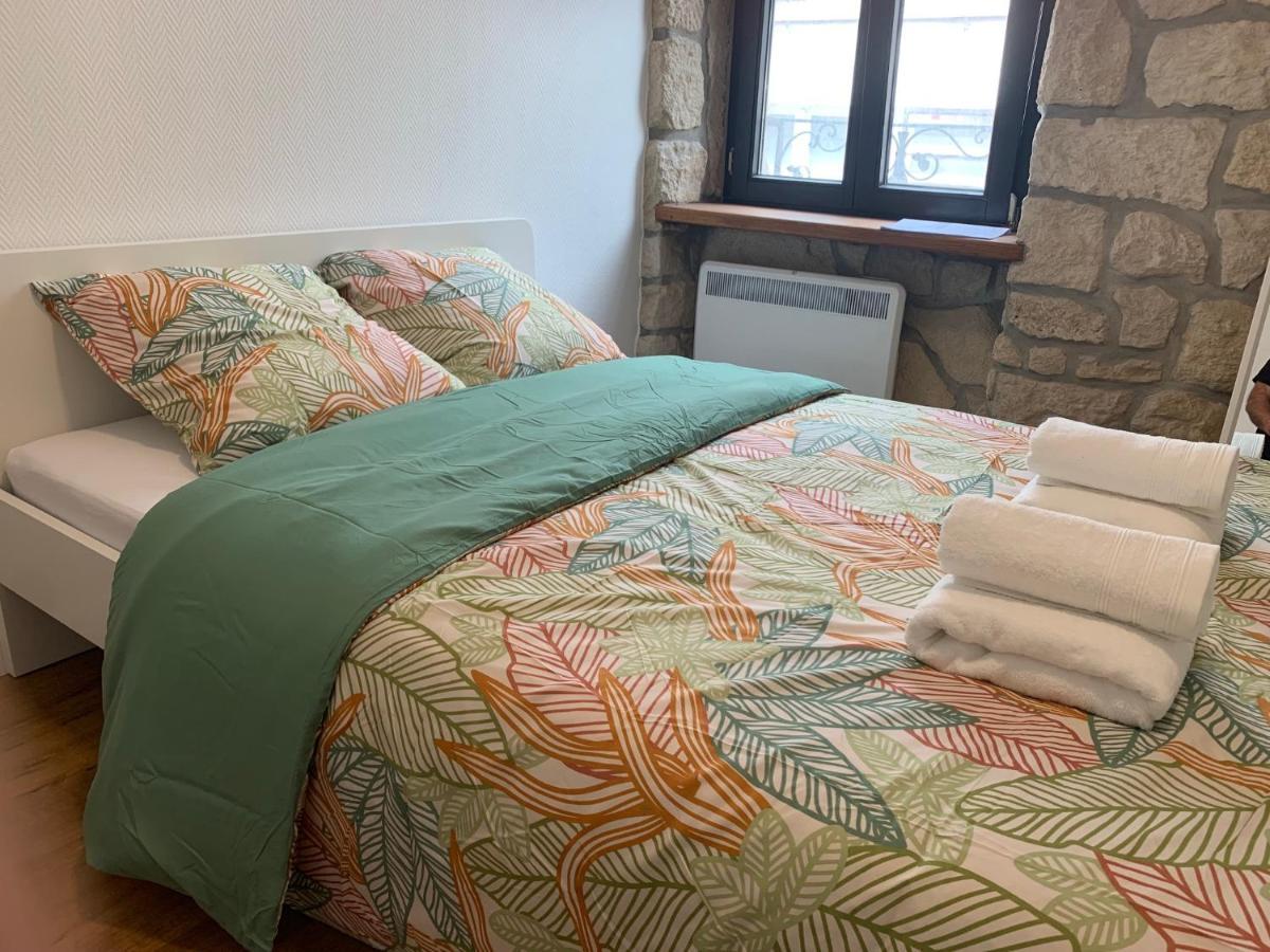 Private Room In The City Centre Esch-sur-Alzette Buitenkant foto